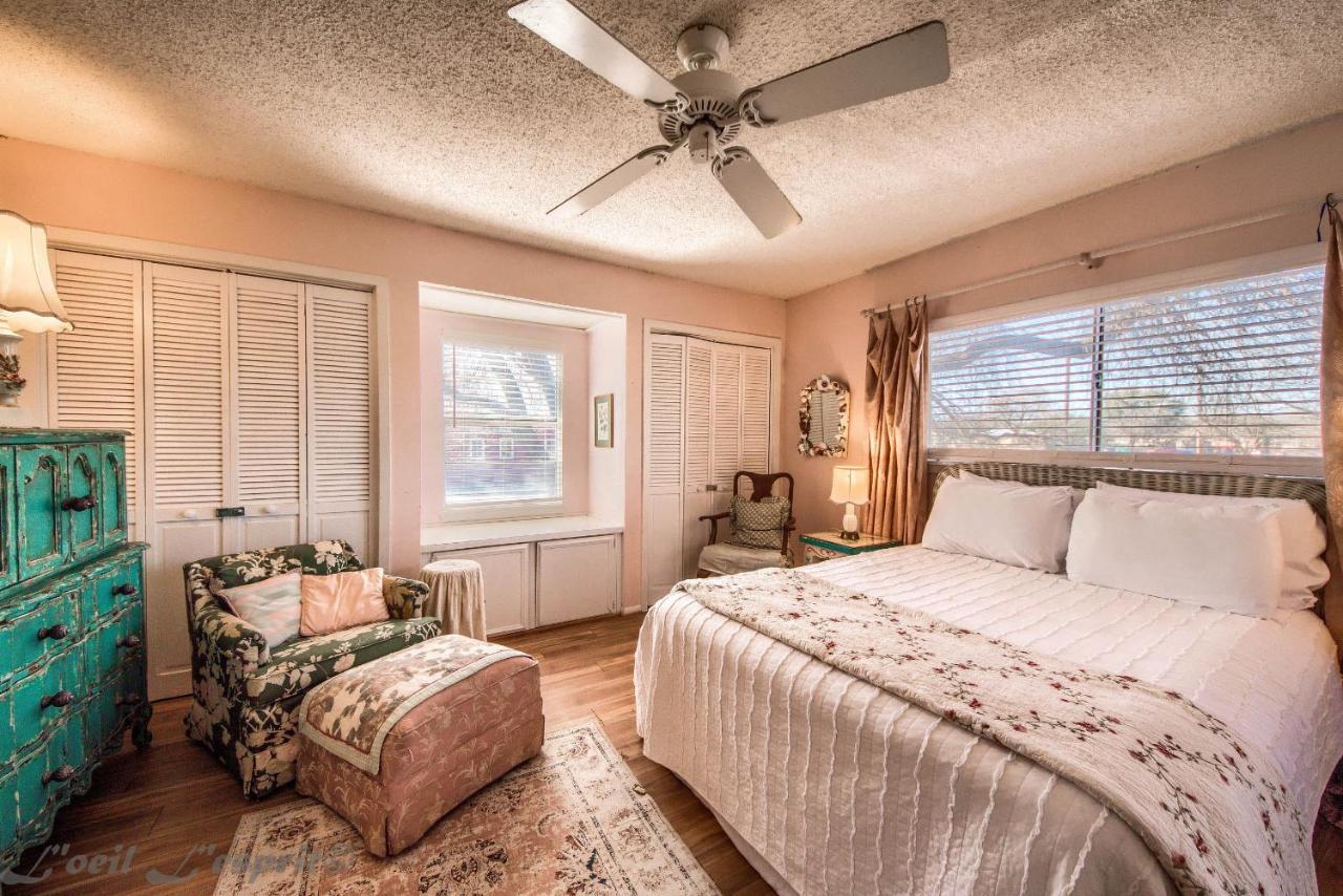 Binky'S Nest Apartment Fredericksburg Exterior photo